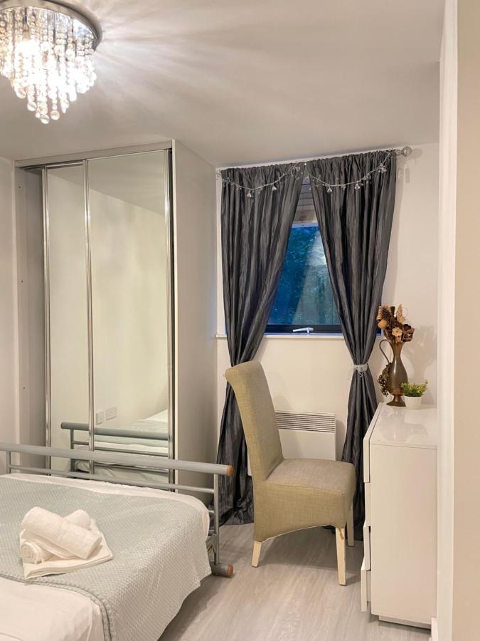 Wharf Inn Premier Apartment Central Manchester - Free Private Parking מראה חיצוני תמונה
