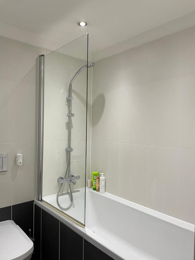 Wharf Inn Premier Apartment Central Manchester - Free Private Parking מראה חיצוני תמונה